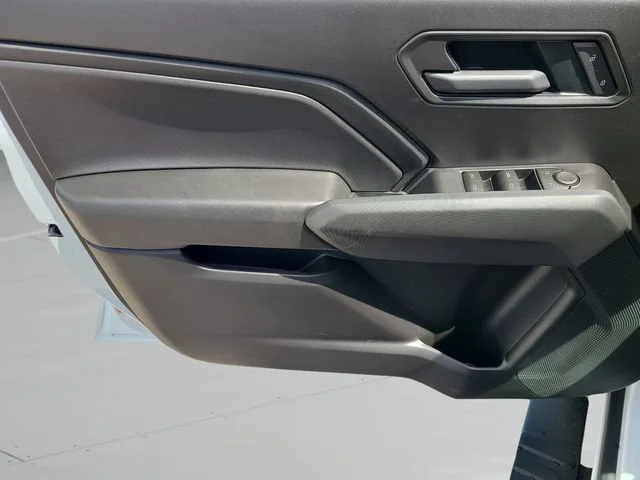 New 2026 Summit White Chevrolet Trail Boss image 19