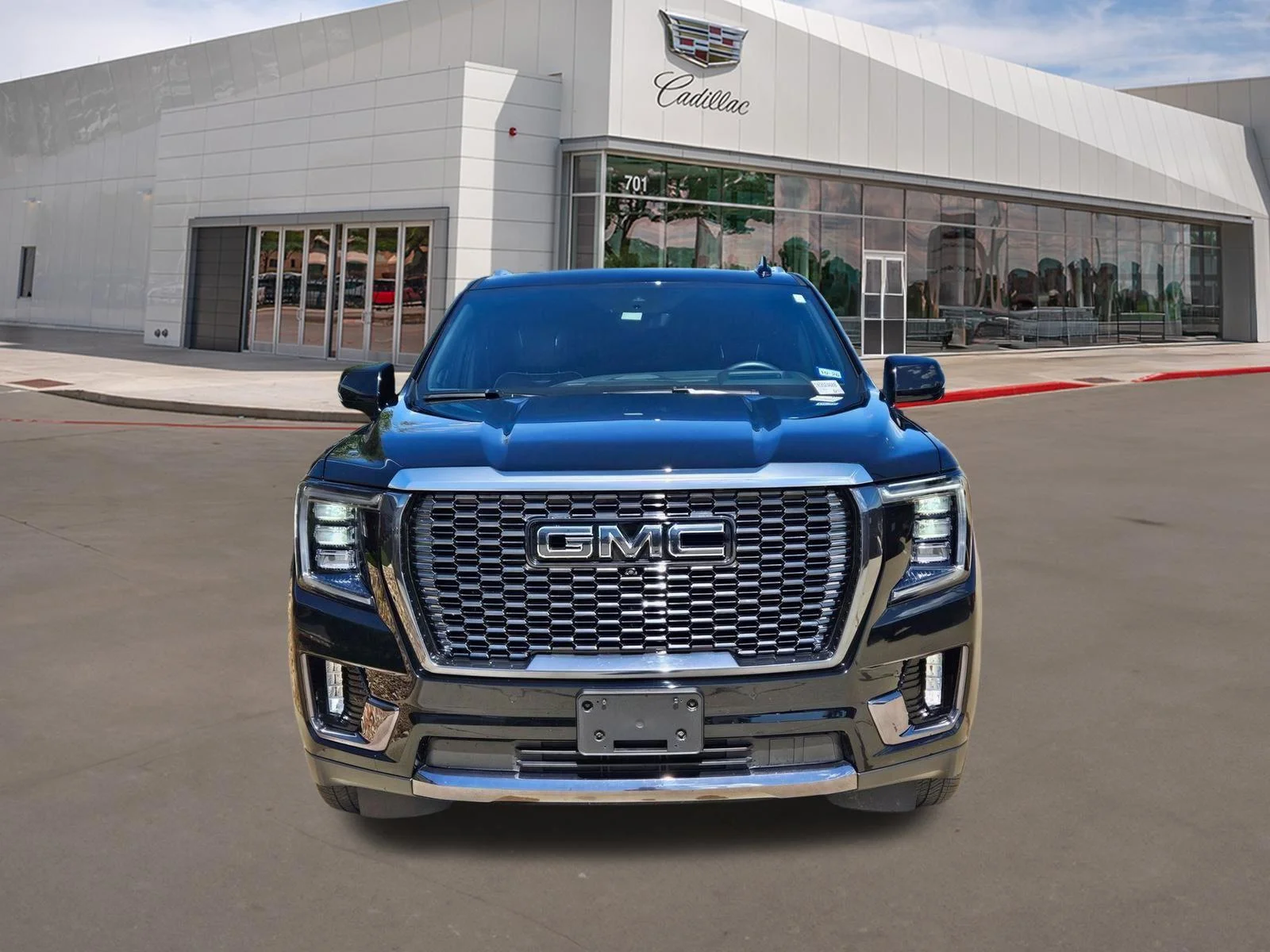 Used 2024 Onyx Black GMC Denali Ultimate image 2