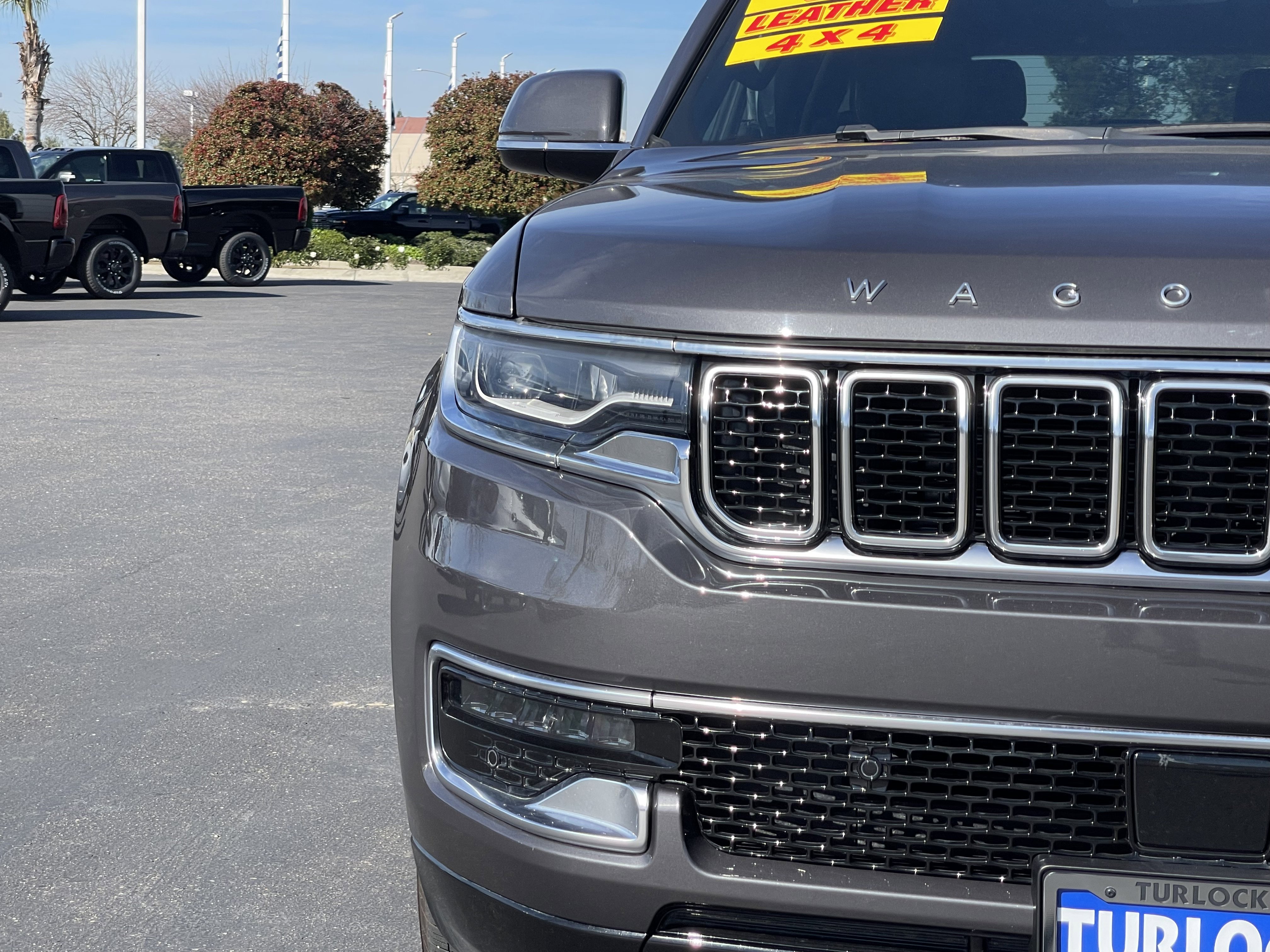 View vehicle photo 5