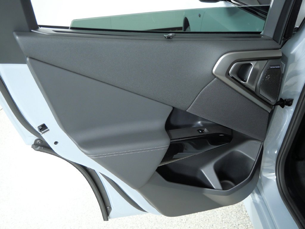 New 2026 Brooklyn Grey Metallic BMW M50 xDrive image 30