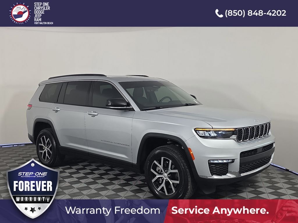 Used 2025 Silver Jeep Limited image 8