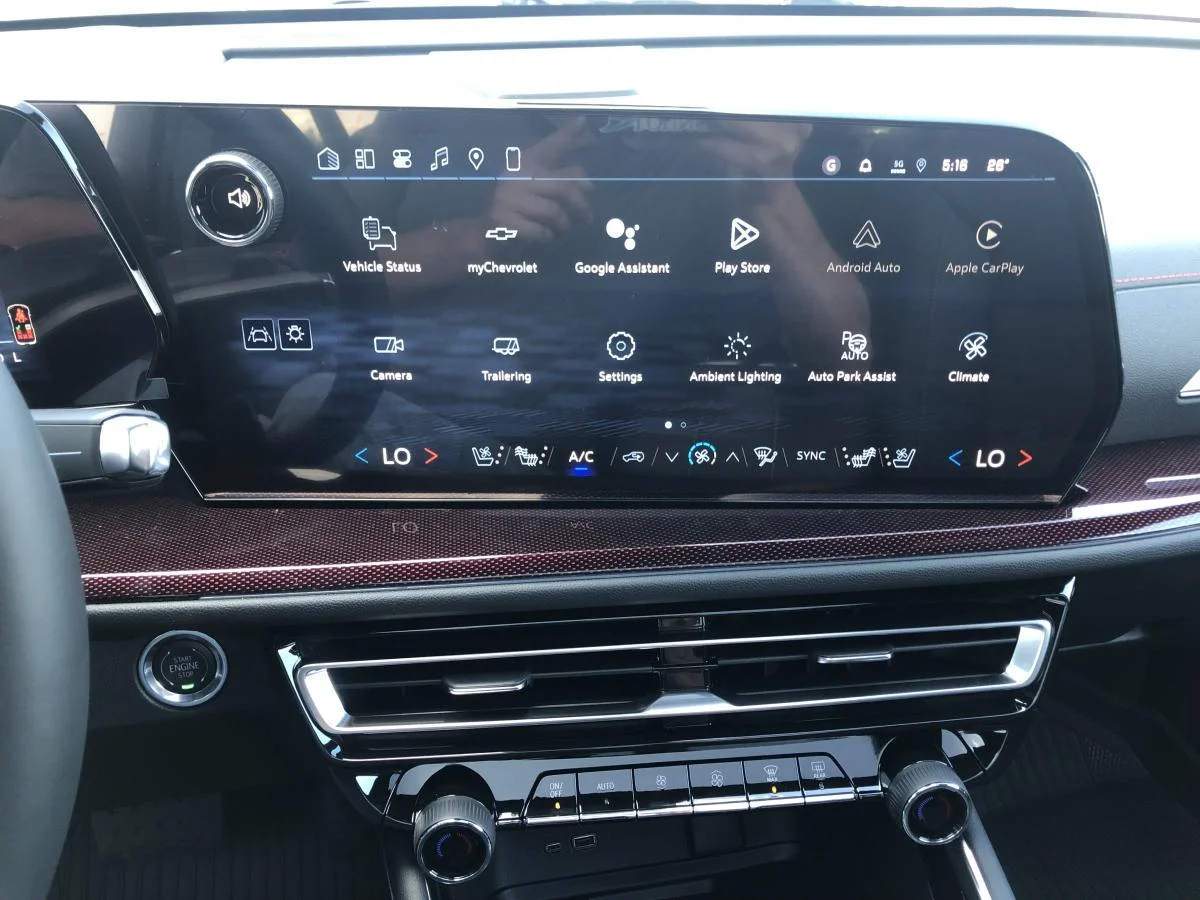 New 2026 Black Chevrolet Awd 4dr Rs image 16