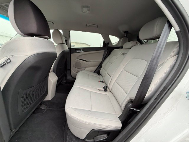 Used 2019 White Pearl Hyundai Value image 13