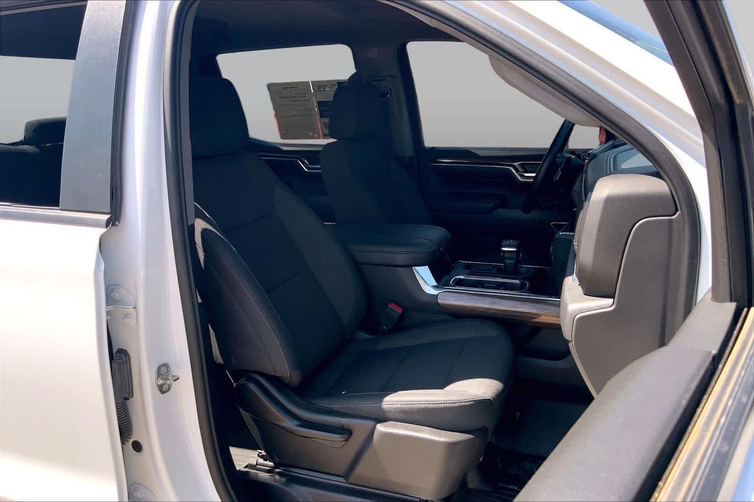 Used 2024 Summit White Chevrolet LT Trail Boss image 16