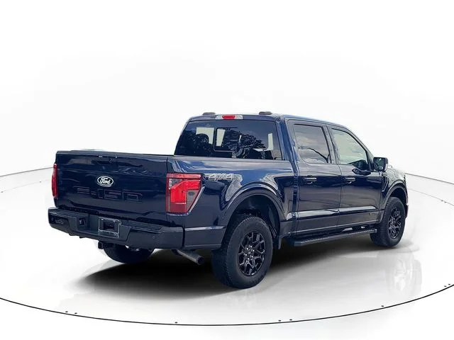 Used 2024 Blue Ford XLT image 5
