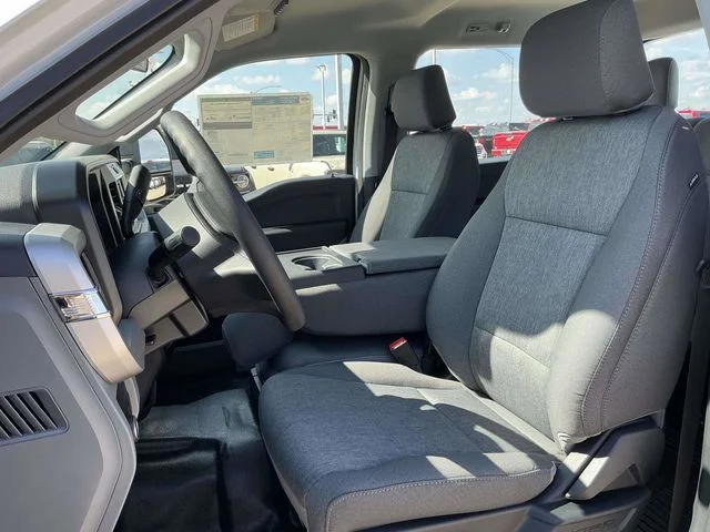 2026 Ford F-350 Super Duty XL - Photo 9