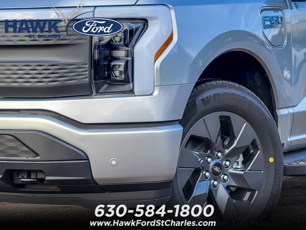 New 2025 Iconic Silver Metallic Ford Flash™ image 3