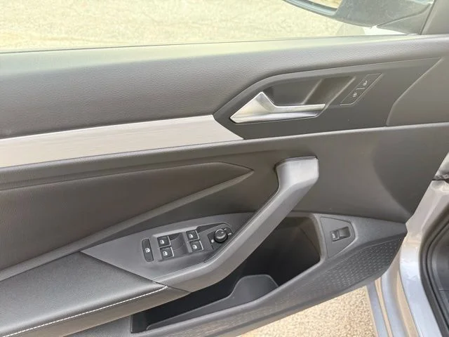 2026 Volkswagen Jetta Sport - Photo 10
