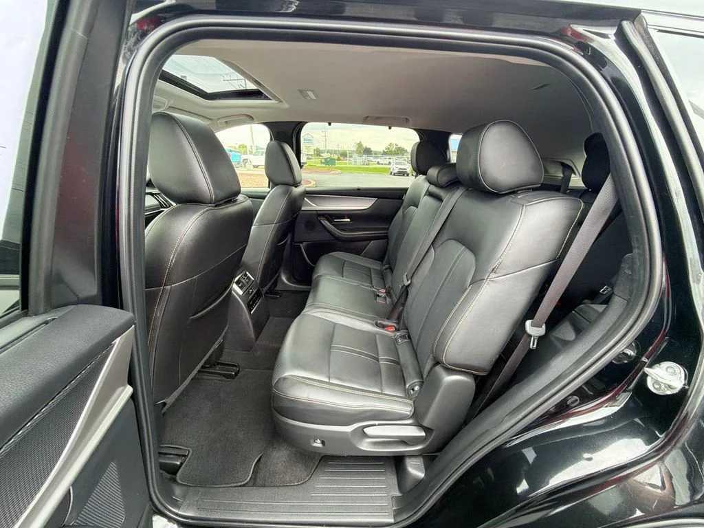 Used 2025 Black Mazda 3.3 Turbo Preferred image 29