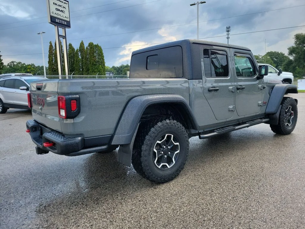 Used 2022 Gray Jeep Rubicon image 4