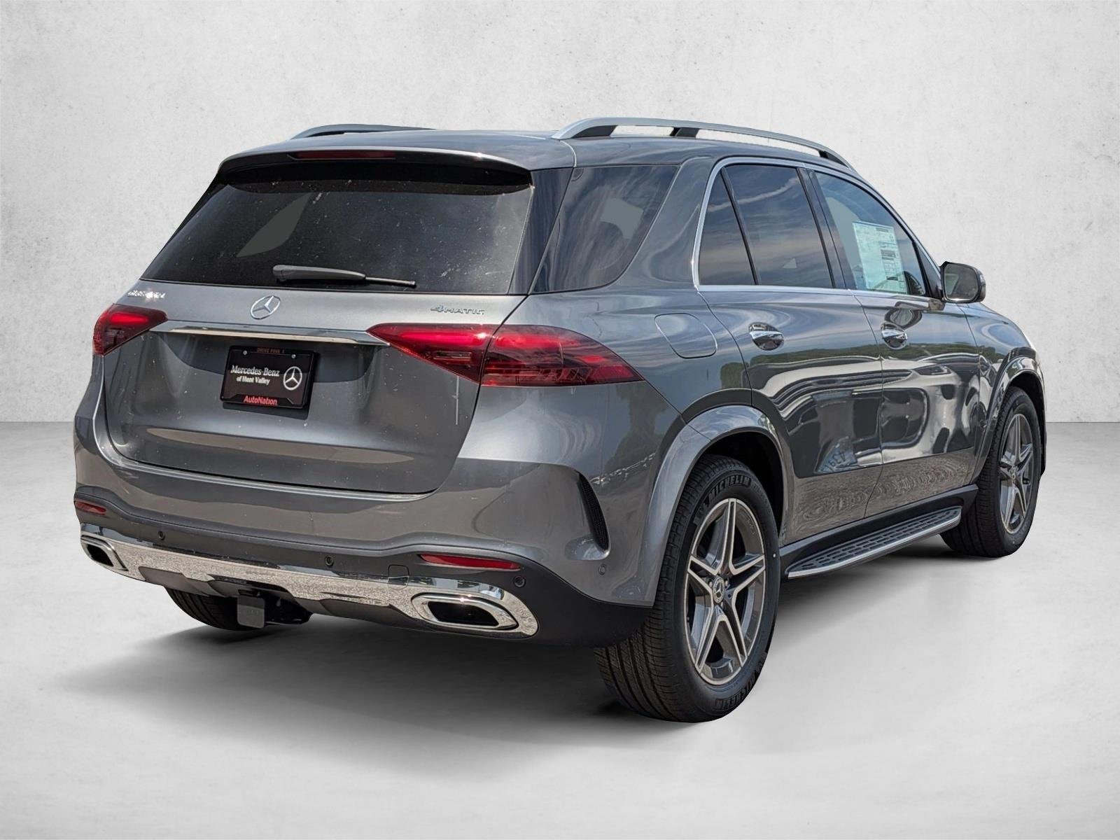 New 2026 Selenite Grey Metallic Mercedes-Benz GLE450 image 2