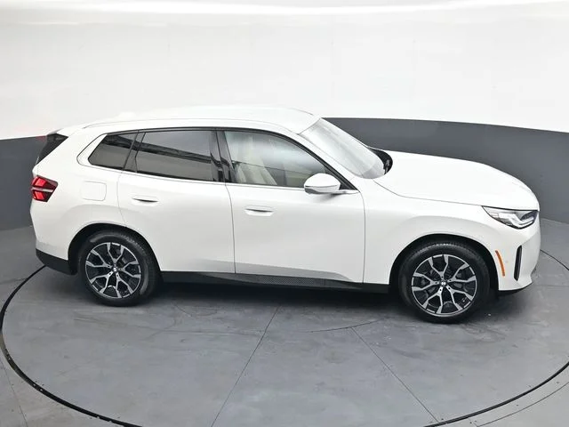 Used 2025 White BMW 30 xDrive image 21