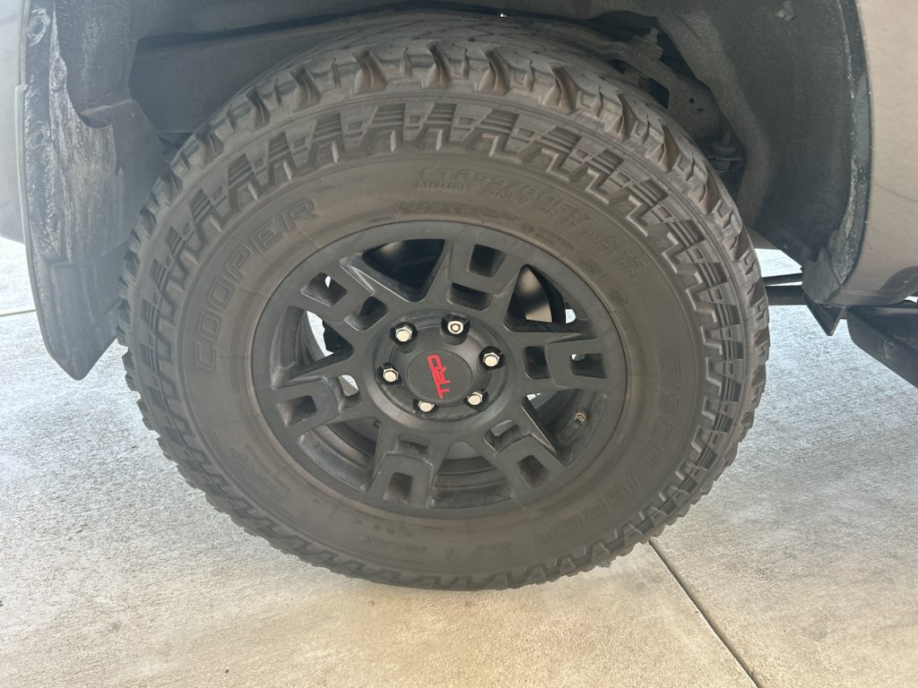 Used 2015 Magnetic Gray Metallic Toyota SR5 image 6