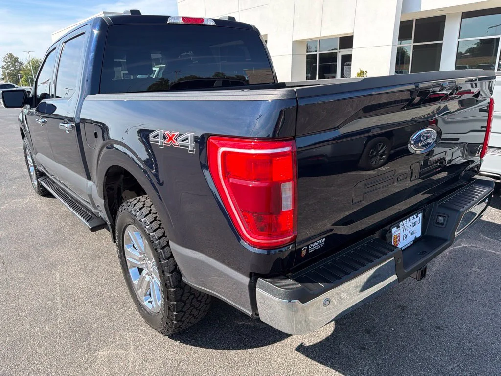 Used 2021 Antimatter Blue Metallic Ford XLT image 3