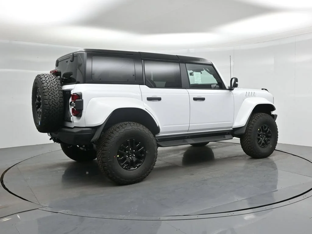 New 2026 Oxford White Ford Raptor image 25
