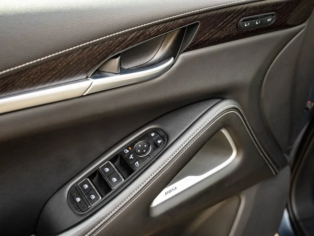Used 2023 Moonbow Blue INFINITI Sensory image 27