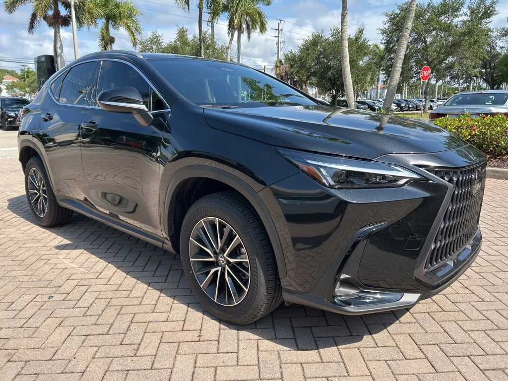 2025 Lexus NX 350 250 FWD's photo