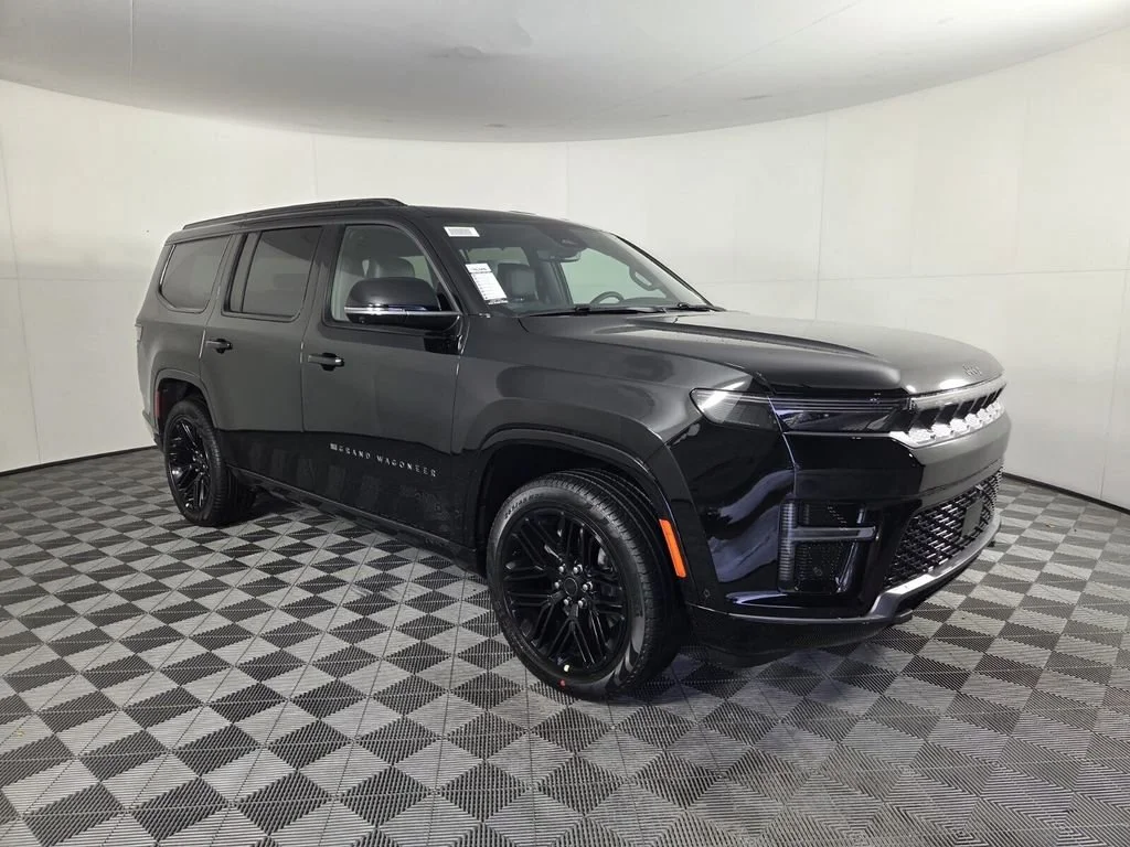 New 2026 High Gloss Black Exterior Paint Jeep Limited Reserve image 2