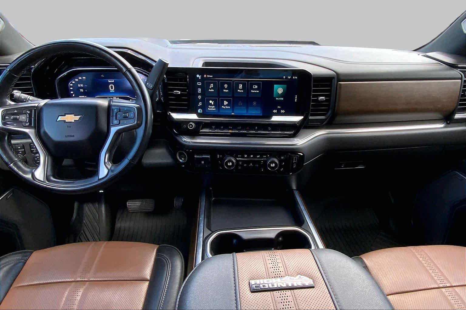 Used 2024 Black Chevrolet High Country image 16