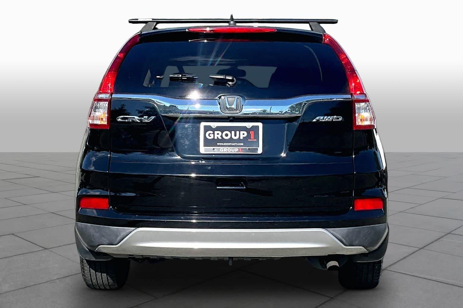 Used 2015  Honda EX image 5