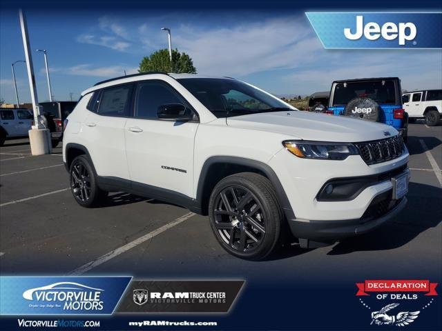 Bright White Clear-Coat Exterior Paint 2026 Jeep Compass Latitude 4WD SUV / Crossover Four-Wheel Drive Automatic