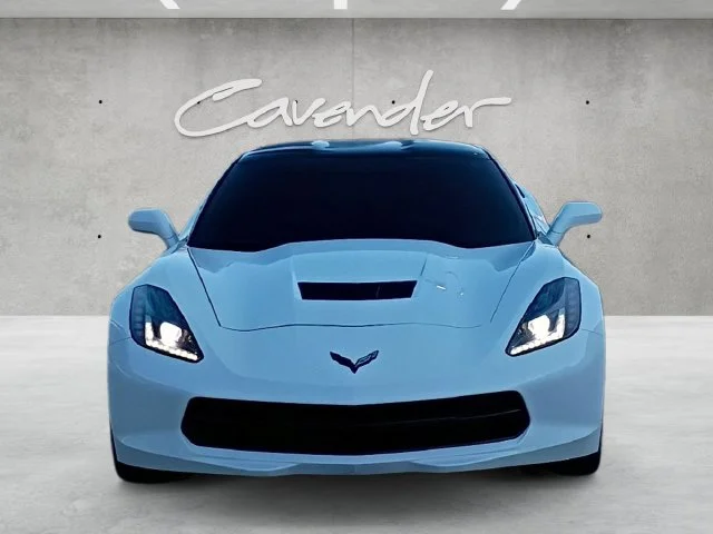 Used 2019 White Chevrolet Stingray image 18