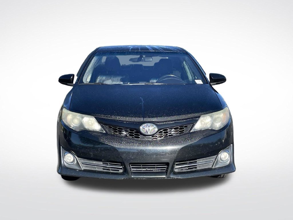 Used 2014 Black Toyota SE image 2