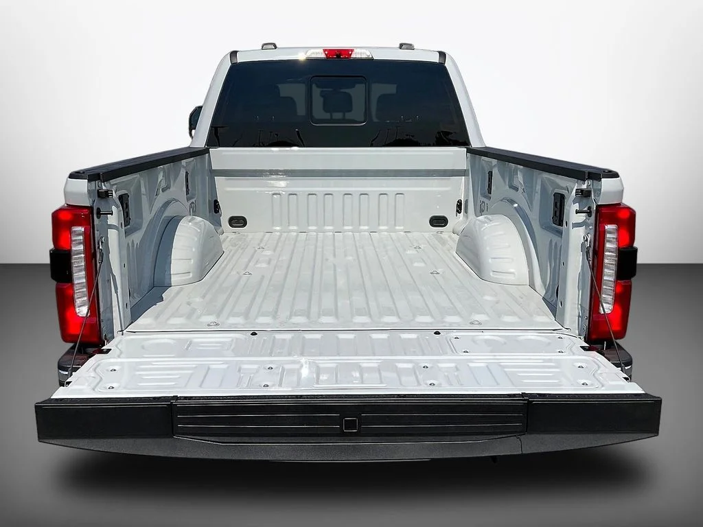 New 2026 Avalanche Ford F-250® Lariat® image 17