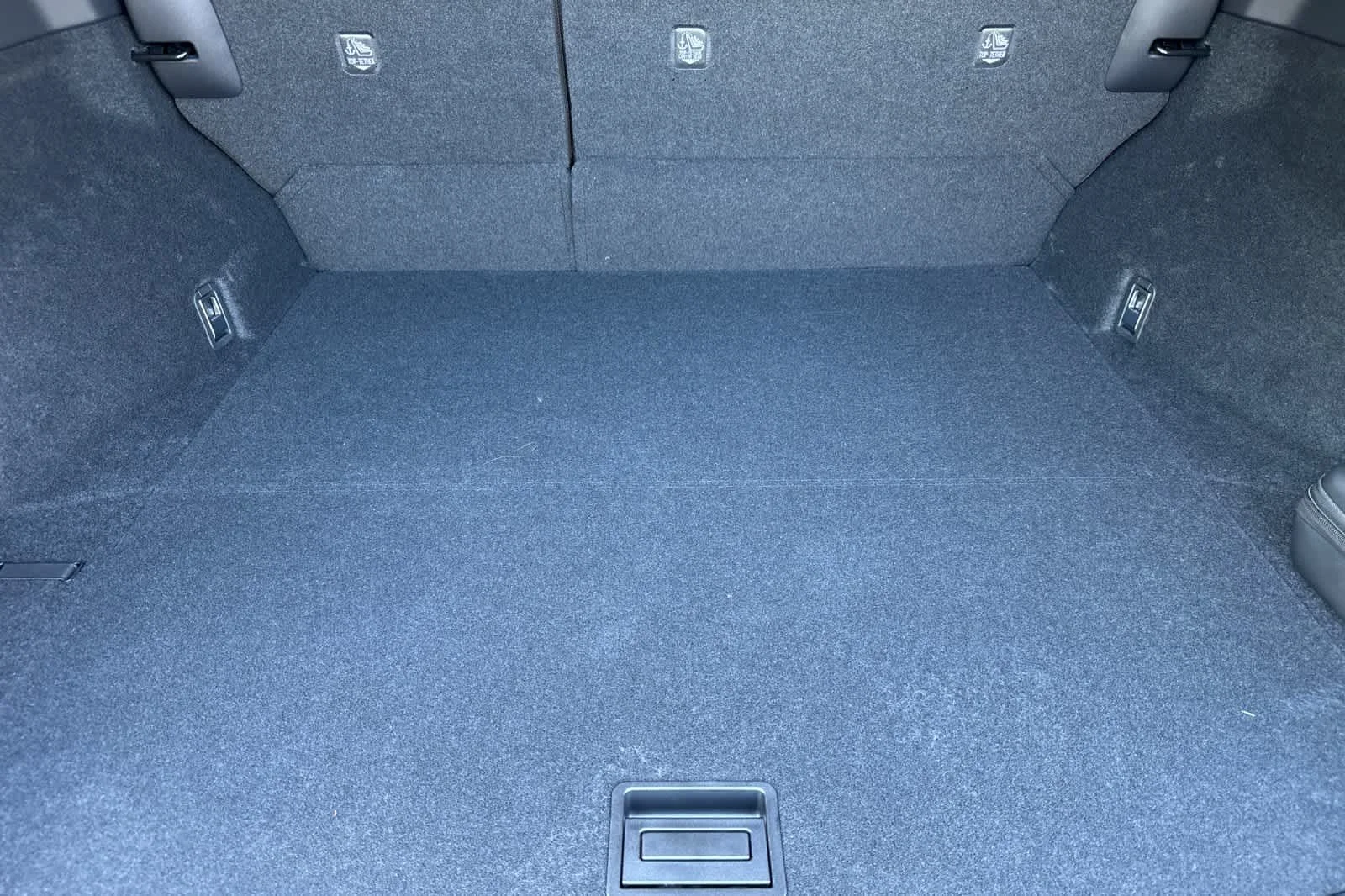 New 2026 Iridium Lexus  450e PREMIUM AWD image 16
