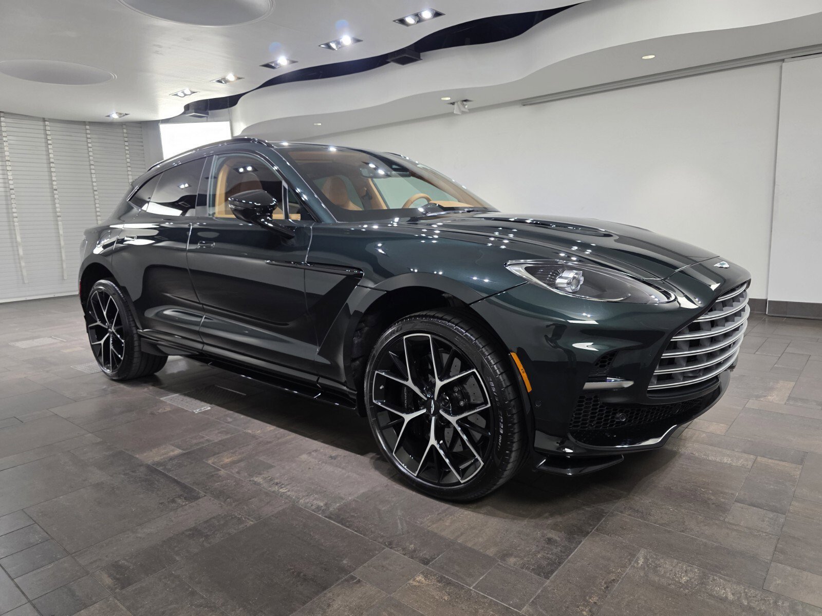 2026 Aston Martin DBX 707