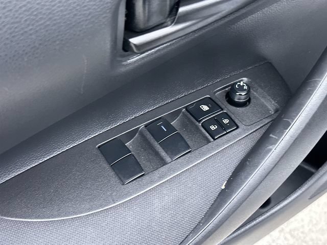 2025 Toyota Corolla LE - Photo 22
