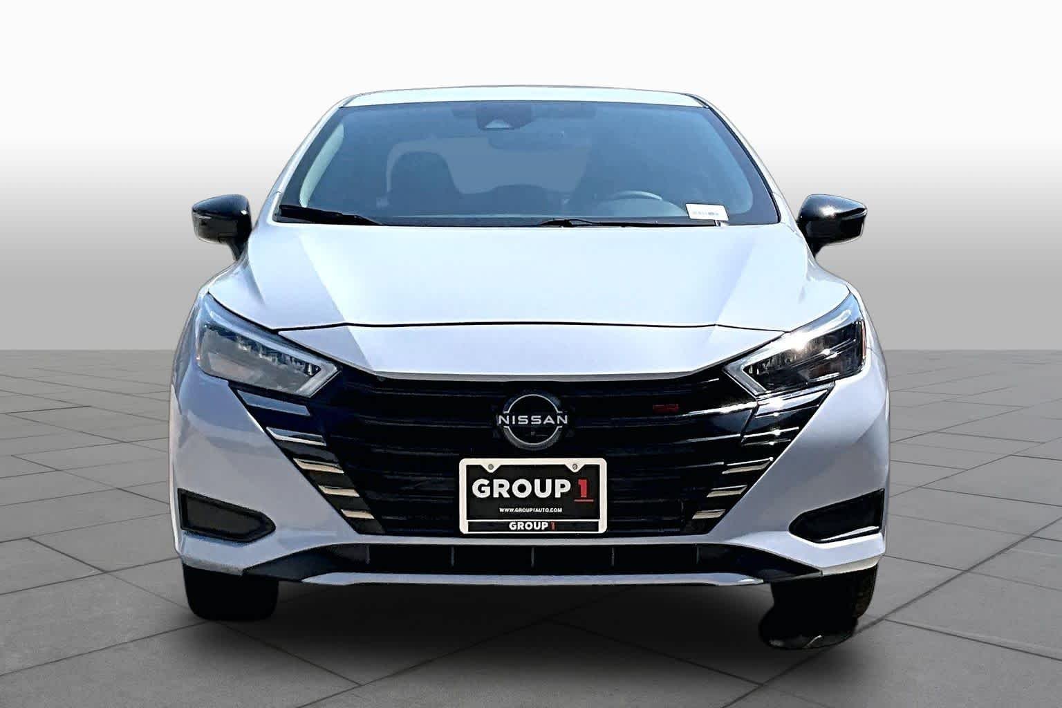 Used 2025 Gray Sky Pearl Nissan SR image 4