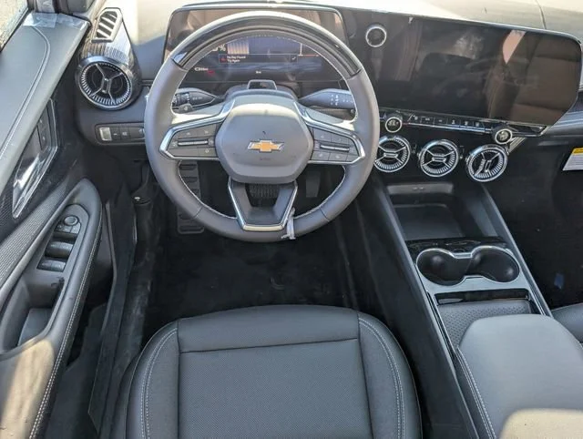 New 2026 Summit White Chevrolet LT image 7