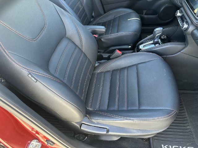 Used 2020 Red Nissan SR image 33