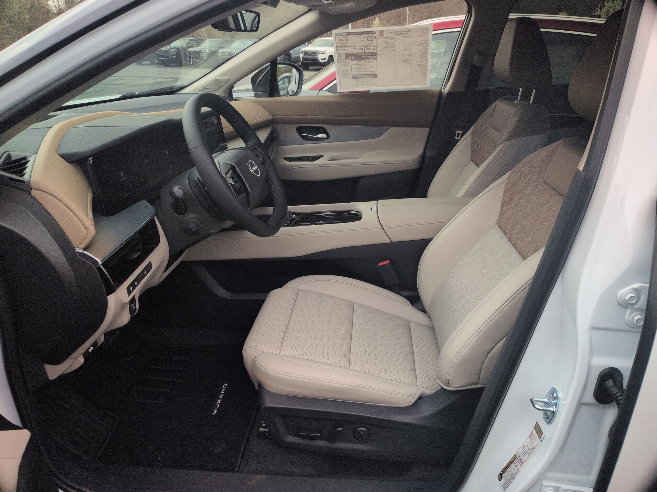 New 2026 Everest White Pearl TriCoat / Super Black Two-tone Nissan Platinum image 12