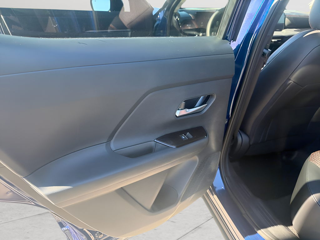 2026 Nissan KICKS SR - Photo 18
