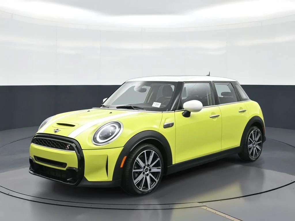 Certified Used 2023 Yellow MINI Signature image 1