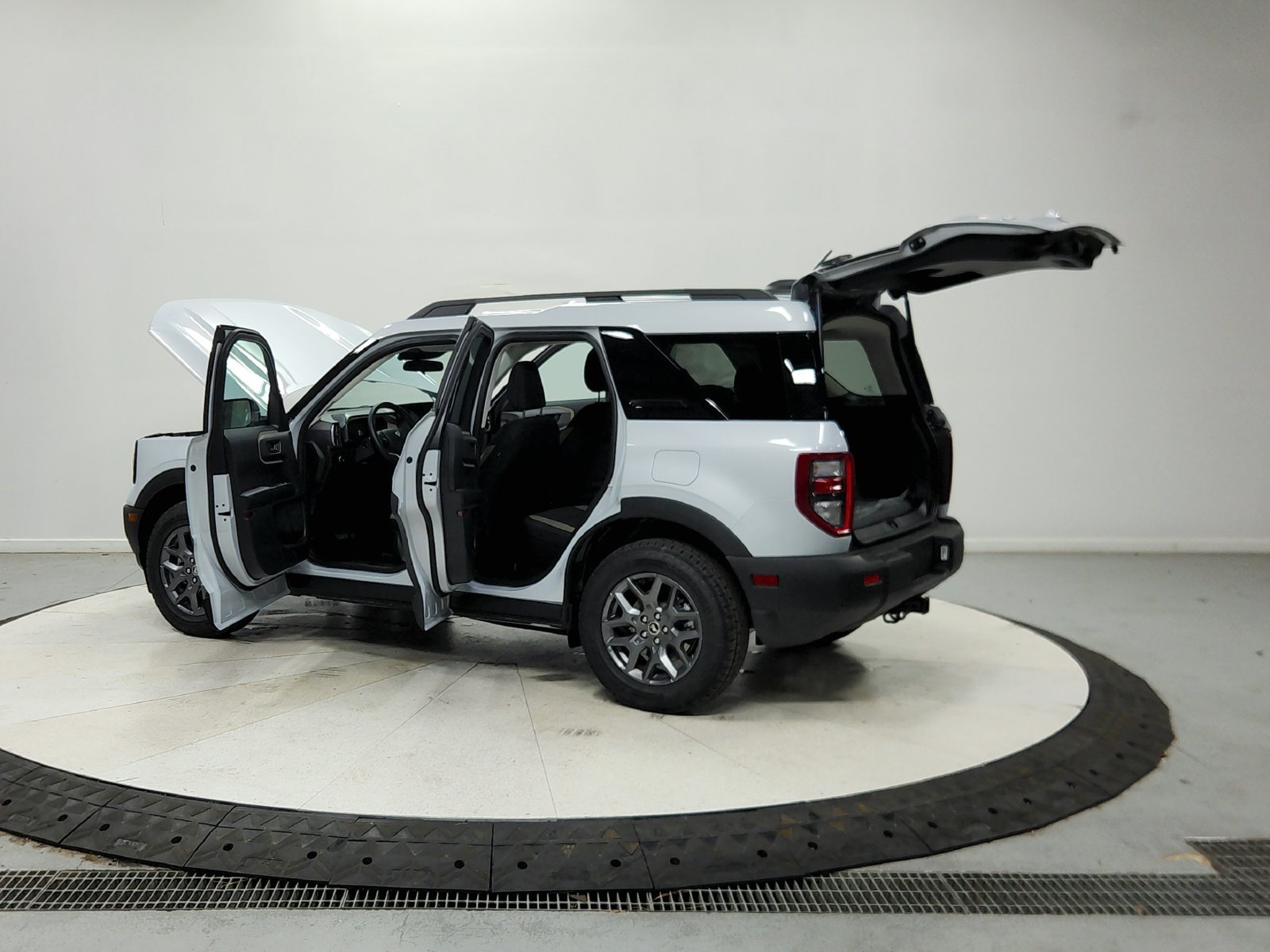 New 2026 Space White Metallic Ford Big Bend® image 14