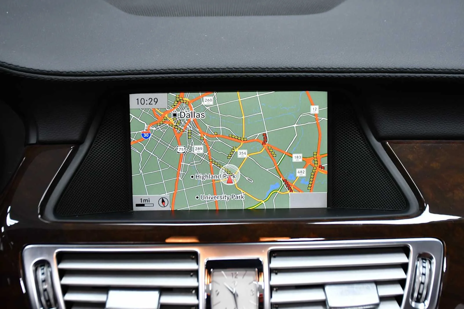 Used 2013 Diamond White Metallic Mercedes-Benz CLS 550 image 18