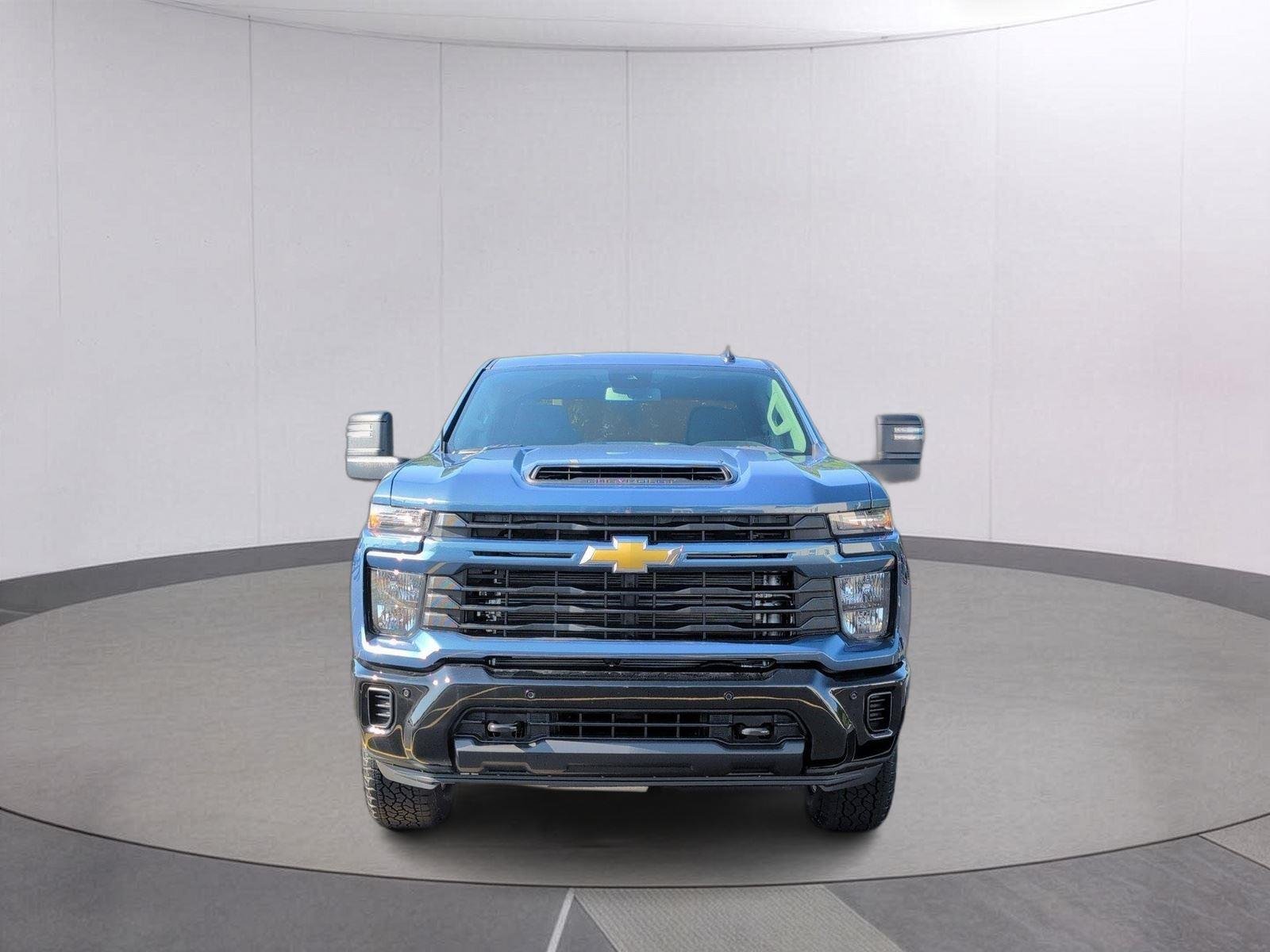 New 2026 Lakeshore Blue Metallic Chevrolet Custom image 10