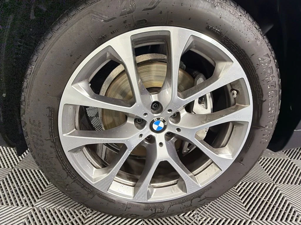 Certified Used 2024 Blue Ridge Mountain Metallic BMW xDrive40i image 10