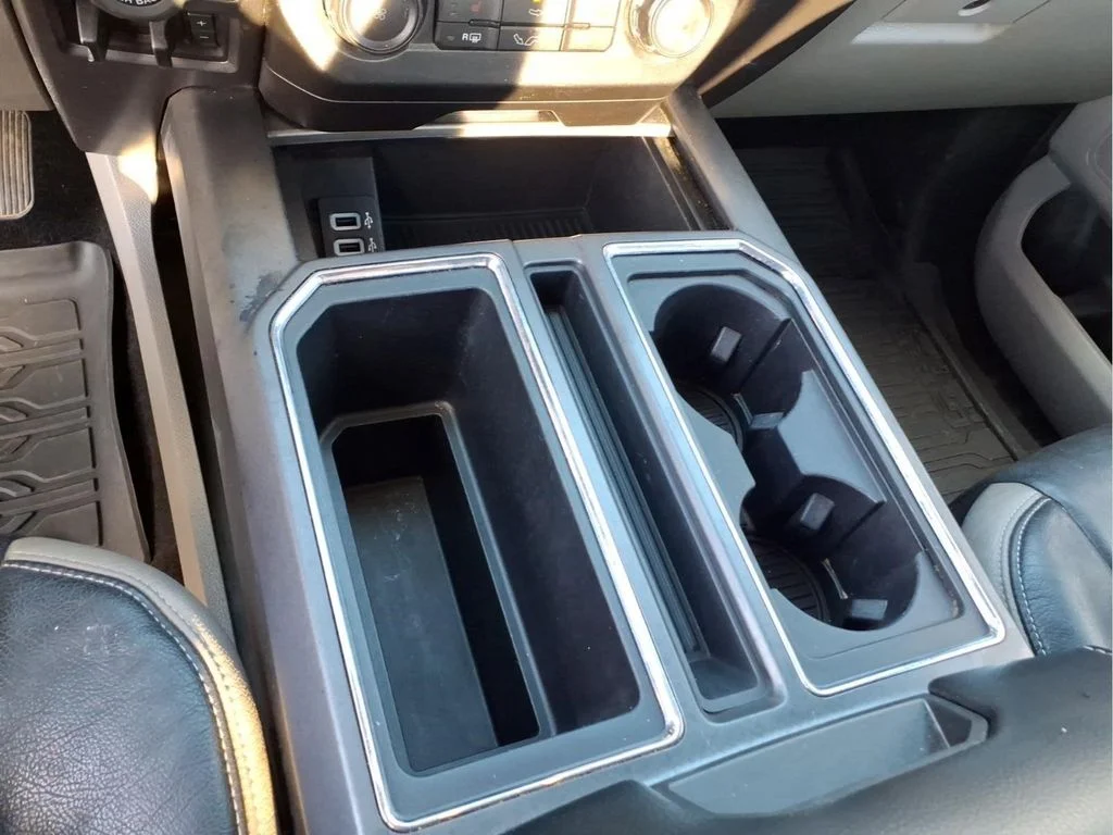 Used 2018 Blue Ford XLT image 26