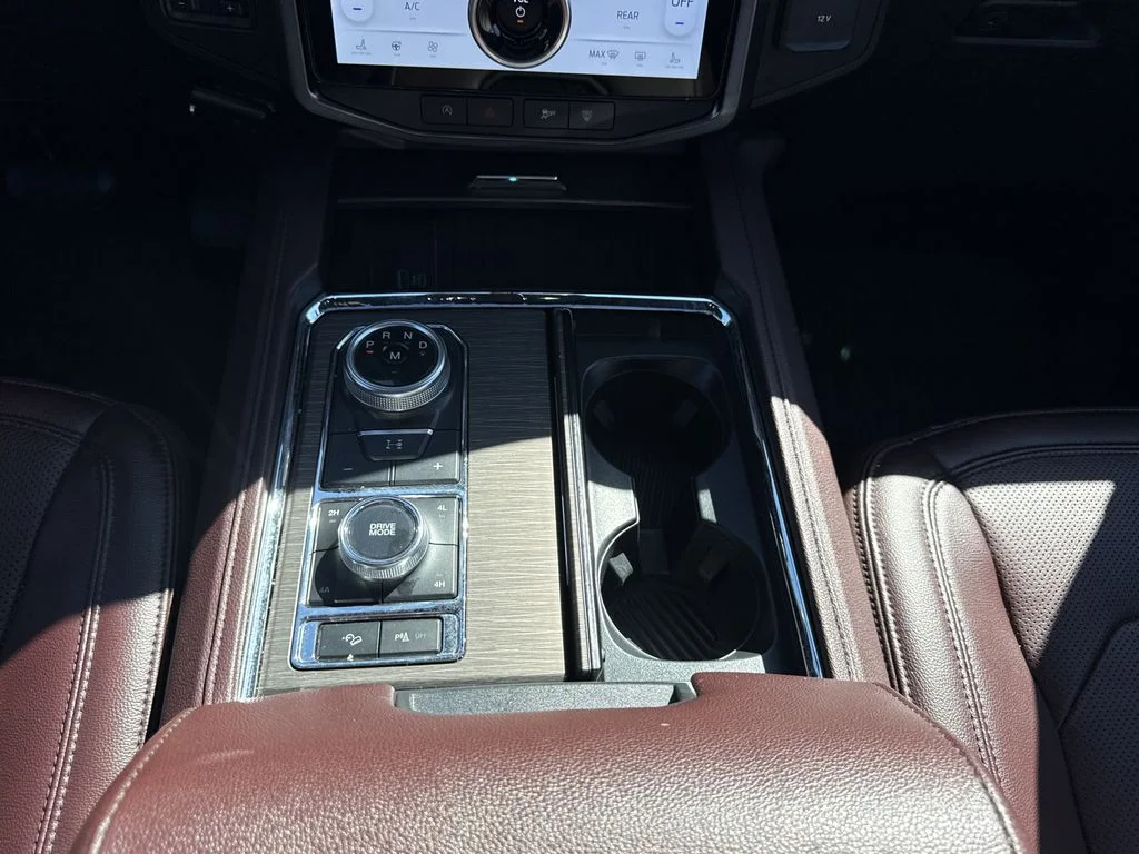Used 2023 Blue Ford Limited image 17