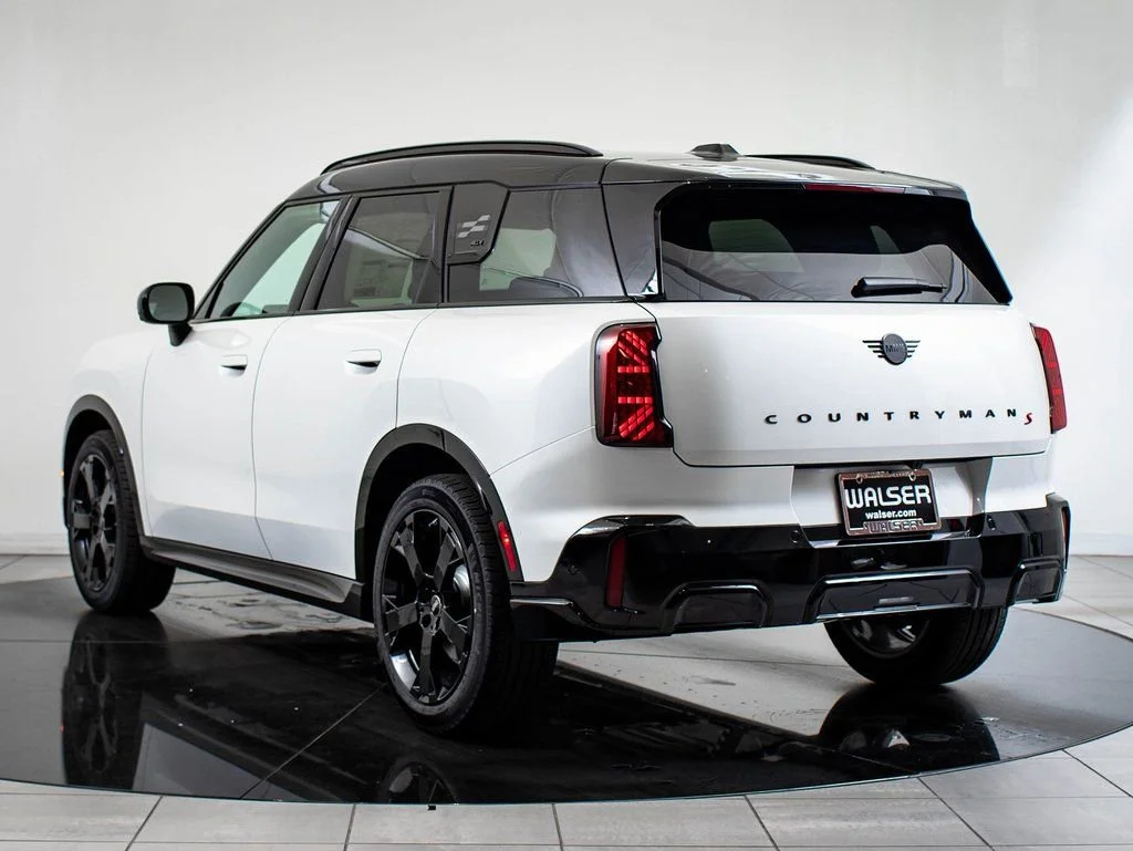 2026 MINI Countryman S - Photo 10