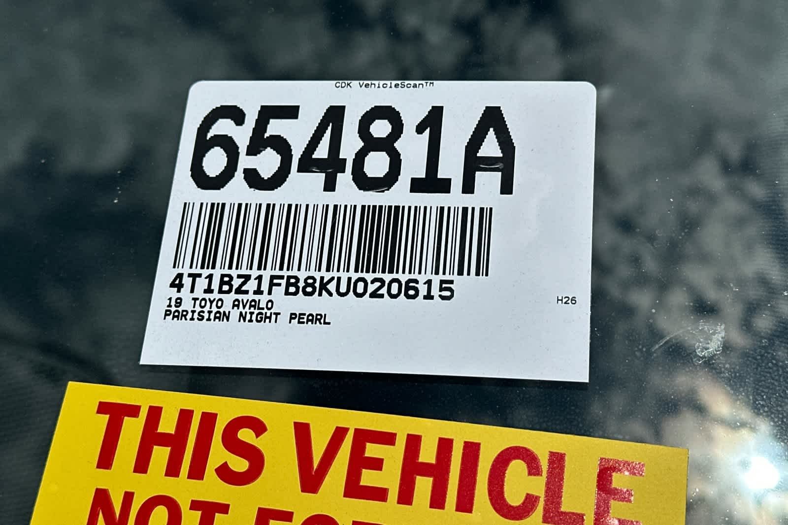 Certified Used 2019 Parisian Night Pearl Toyota XLE image 3