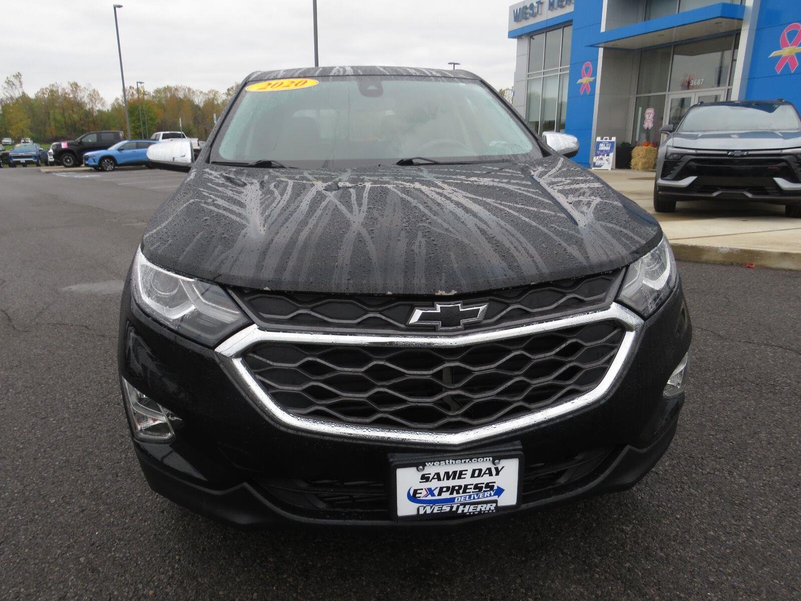 Used 2020 Mosaic Black Metallic Chevrolet LT image 4