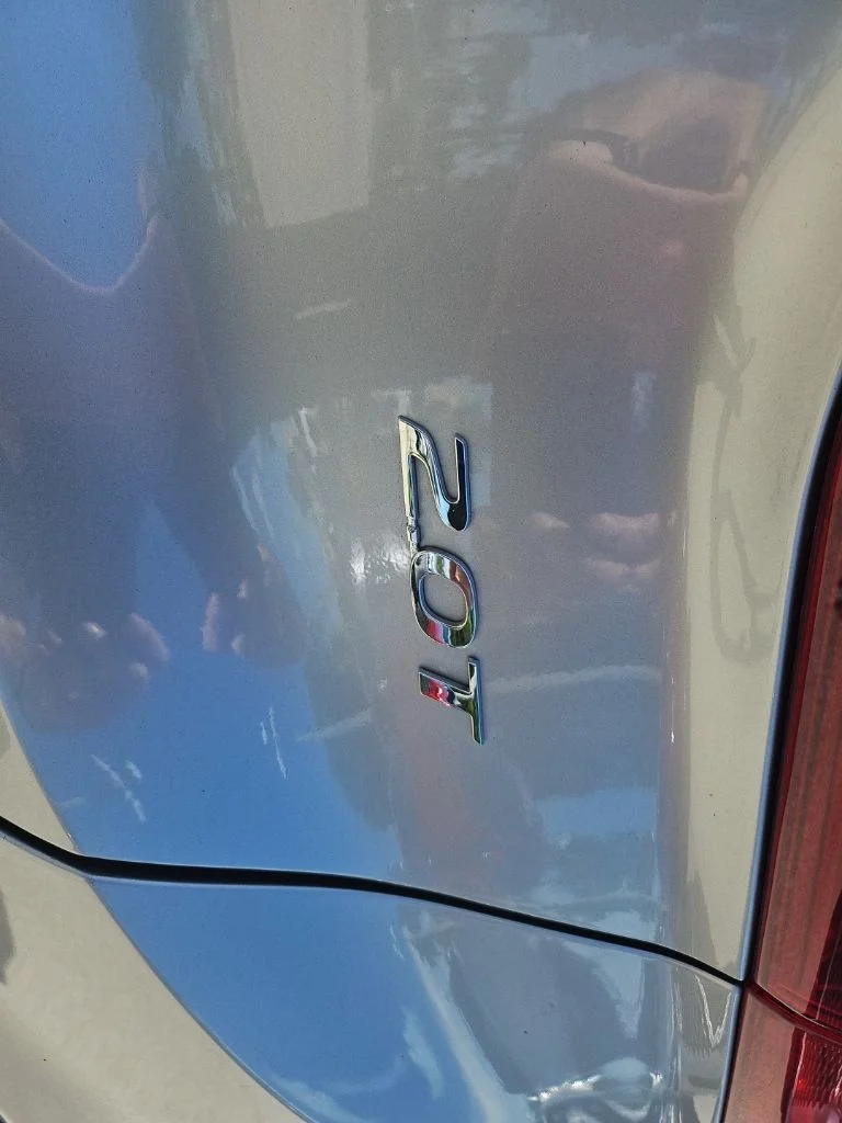 Used 2020 Silver Hyundai Limited image 27