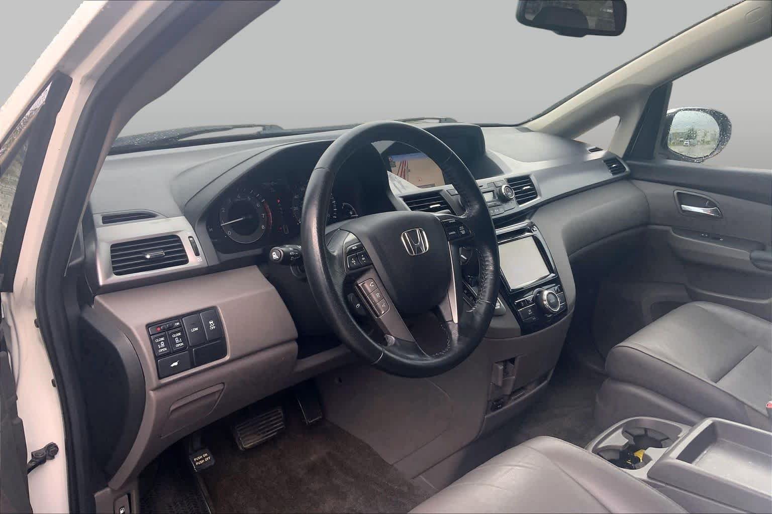 Used 2014 White Diamond Pearl Honda EX-L image 12