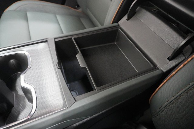 2026 GMC Acadia AT4 - Photo 37