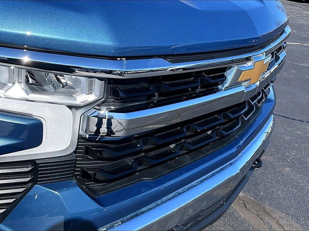 Used 2024 Blue Chevrolet LT image 33